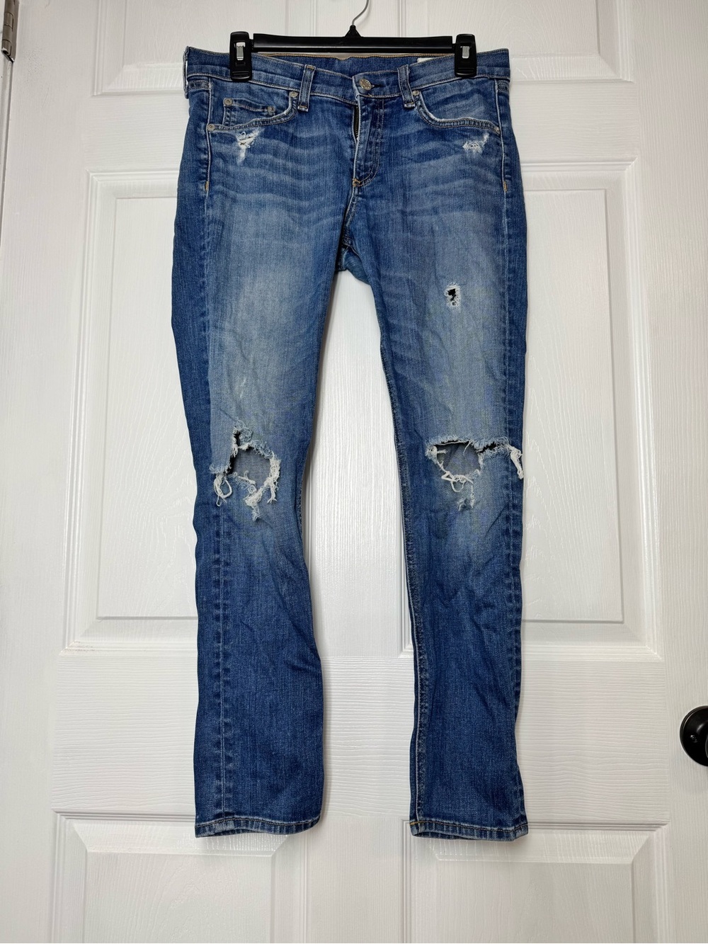 rag & bone Medium Blue Distressed Skinny Capri
